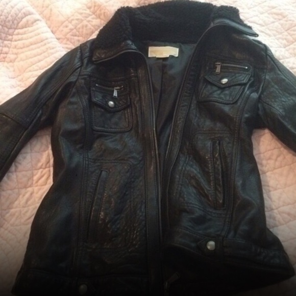 MK leather jacket with Sherpa collar szm - Picture 2 of 4